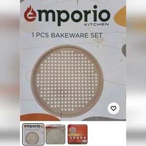Emporio Kitchen Round Perforated Pizza Baking Pan 12" 1 Pcs Up To 450 F, 0.4mm